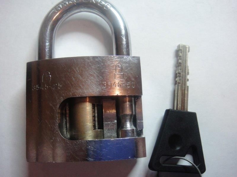View topic ABLOY Disclock Padlock Cutaway . Keypicking